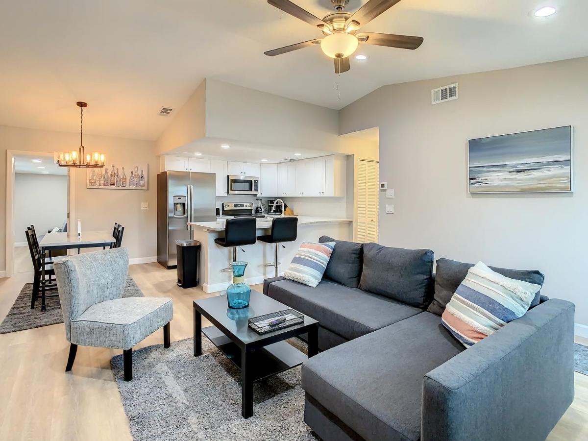 Crown Jewel Of Clearwater 10-15 Min To Beach 5 Min To St Pete Airport Villa Екстериор снимка