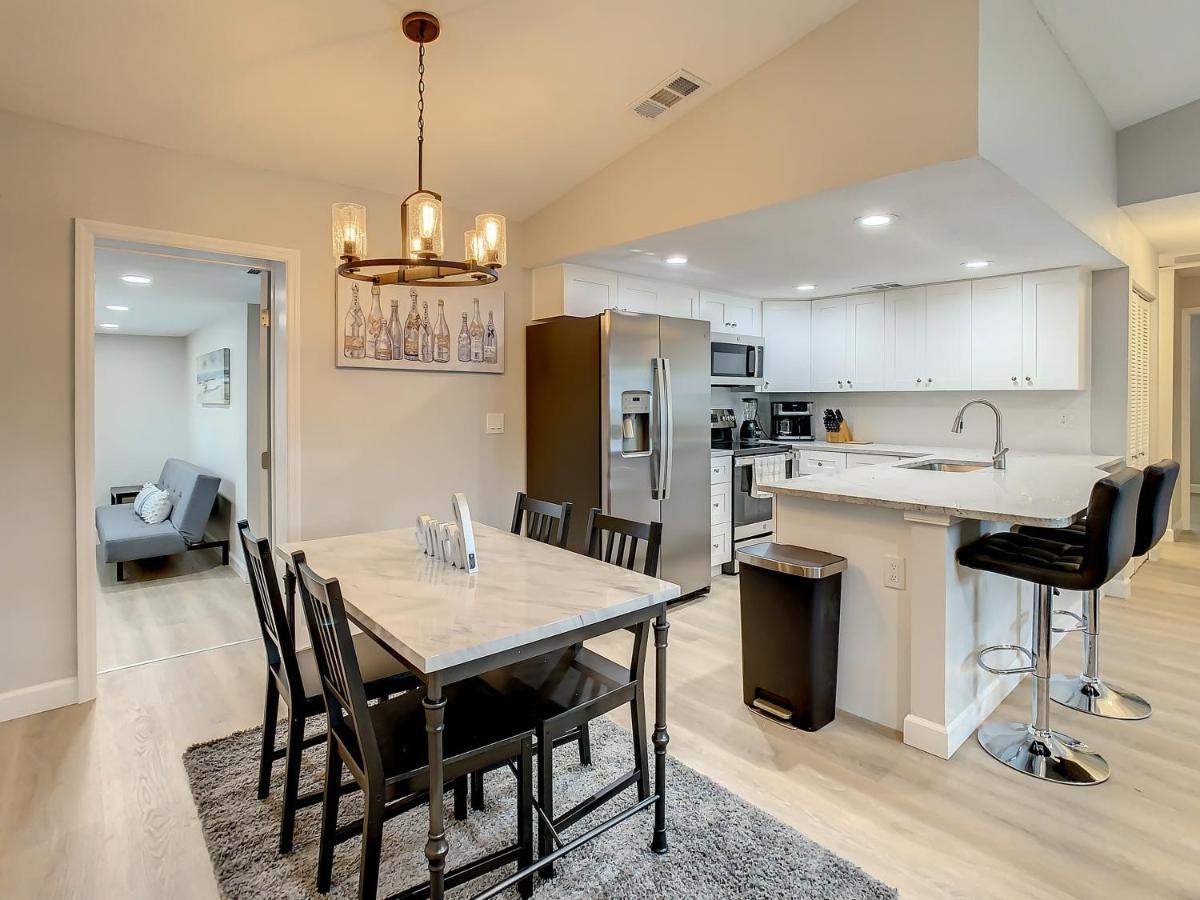 Crown Jewel Of Clearwater 10-15 Min To Beach 5 Min To St Pete Airport Villa Екстериор снимка