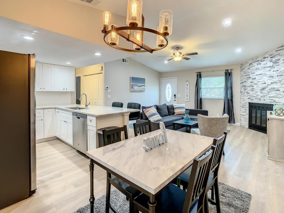 Crown Jewel Of Clearwater 10-15 Min To Beach 5 Min To St Pete Airport Villa Екстериор снимка
