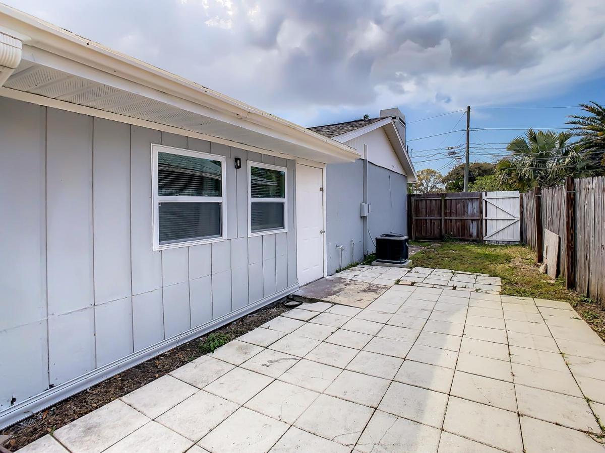 Crown Jewel Of Clearwater 10-15 Min To Beach 5 Min To St Pete Airport Villa Екстериор снимка